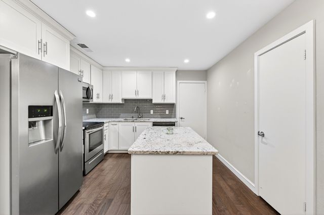 903 Grassy Glen Drive, Allen, TX 75002