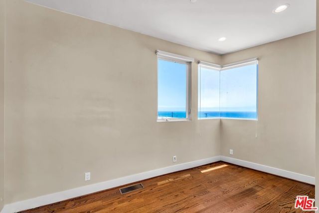 308 Gull Street, Manhattan Beach, CA 90266