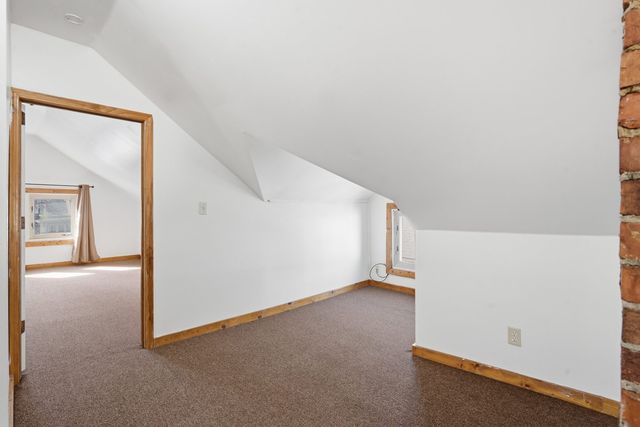 2123 Leclaire Street, Davenport, IA 52803