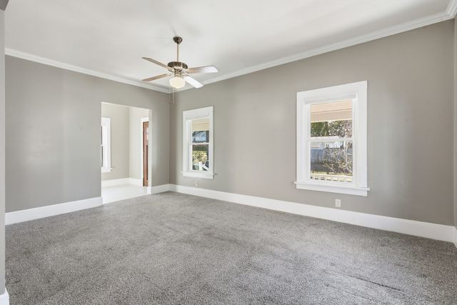 2123 Leclaire Street, Davenport, IA 52803