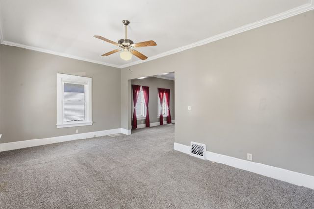 2123 Leclaire Street, Davenport, IA 52803