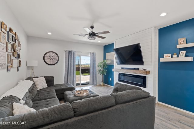 10213 N Leopard Gecko Terrace, Marana, AZ 85653