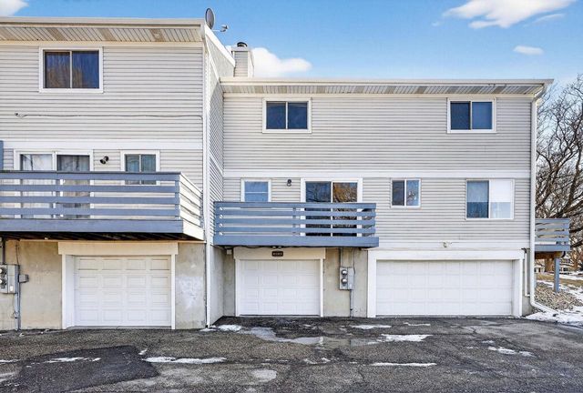 7322 Mockingbird Lane, Middleton, WI 53562