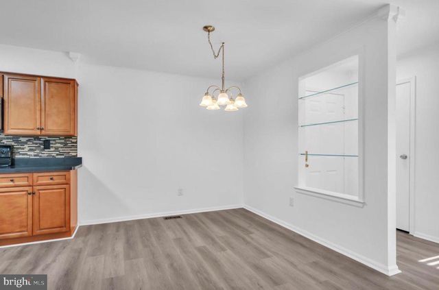 21 UXBRIDGE PL, Sewell, NJ 08080