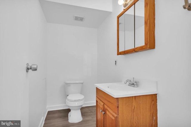 21 UXBRIDGE PL, Sewell, NJ 08080