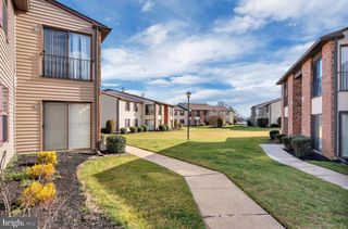 21 UXBRIDGE PL, Sewell, NJ 08080