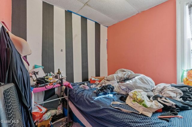 381 3rd Street, Troy, NY 12180