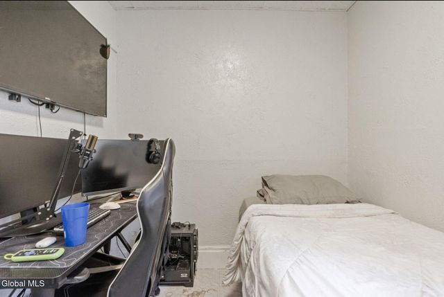 381 3rd Street, Troy, NY 12180