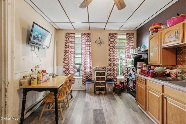 381 3rd Street, Troy, NY 12180