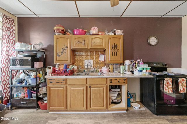 381 3rd Street, Troy, NY 12180