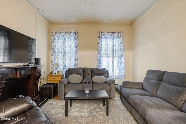 381 3rd Street, Troy, NY 12180