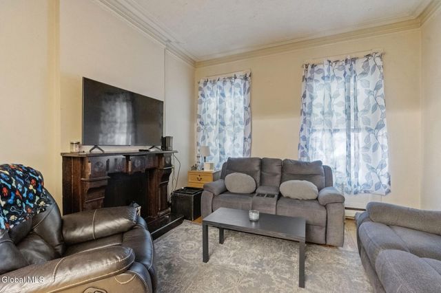 381 3rd Street, Troy, NY 12180