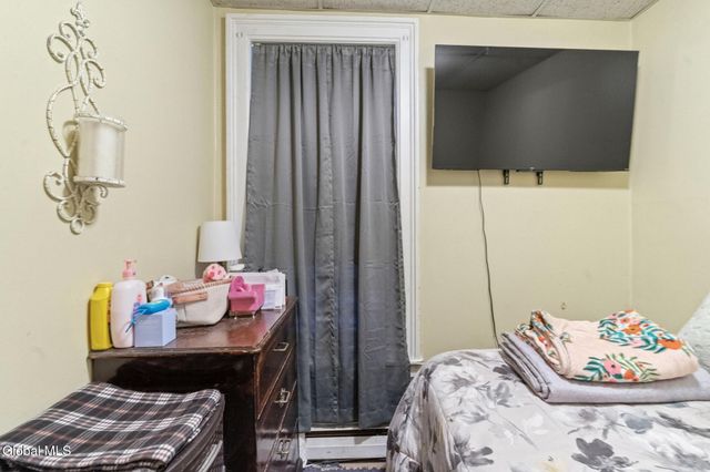 381 3rd Street, Troy, NY 12180