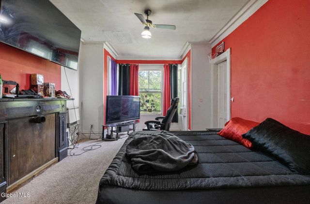 381 3rd Street, Troy, NY 12180