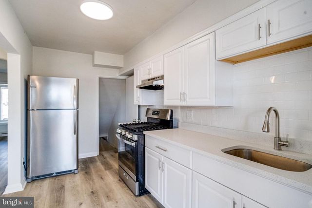 3329 WALLFORD DR, Baltimore, MD 21222