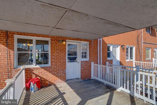 3329 WALLFORD DR, Baltimore, MD 21222