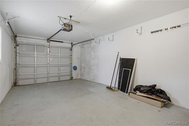 388 W Sugarmaple Lane, Beverly Hills, FL 34465