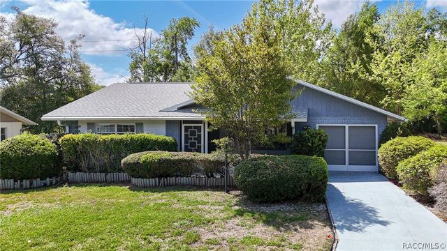388 W Sugarmaple Lane, Beverly Hills, FL 34465
