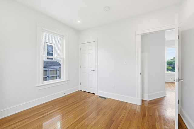 106 Dean Ave. 1, Franklin, MA 02038