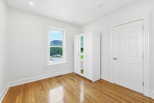 106 Dean Ave. 1, Franklin, MA 02038