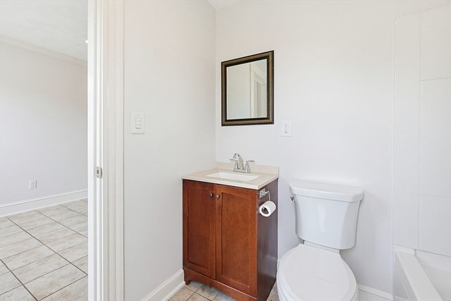 106 Dean Ave. 1, Franklin, MA 02038