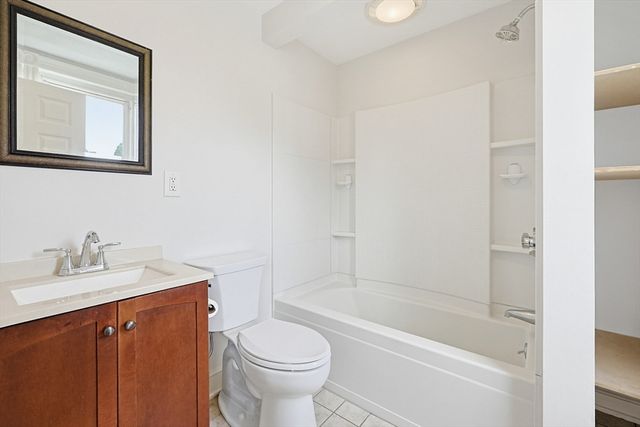 106 Dean Ave. 1, Franklin, MA 02038
