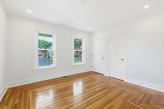 106 Dean Ave. 1, Franklin, MA 02038
