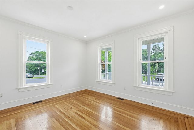 106 Dean Ave. 1, Franklin, MA 02038