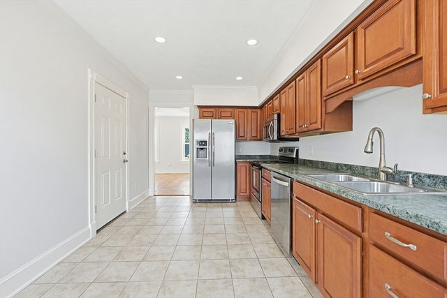 106 Dean Ave. 1, Franklin, MA 02038