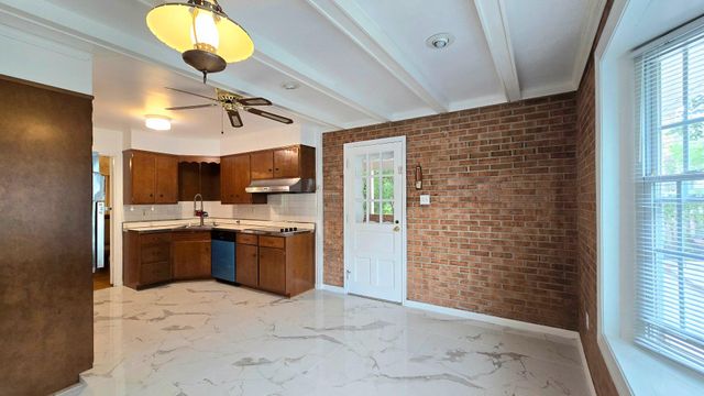 10928 PLEASANT ACRES DR, Hyattsville, MD 20783