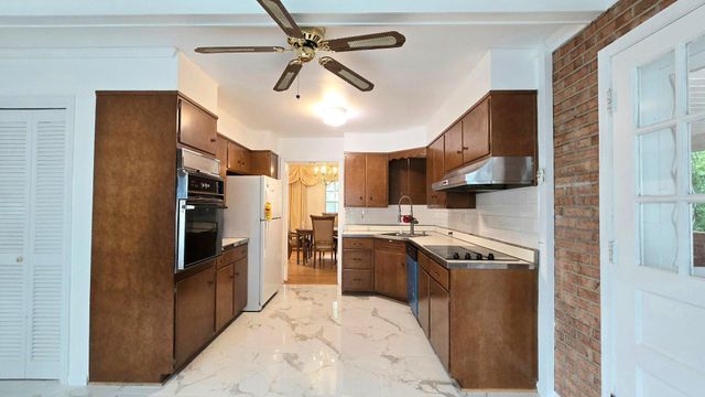 10928 PLEASANT ACRES DR, Hyattsville, MD 20783