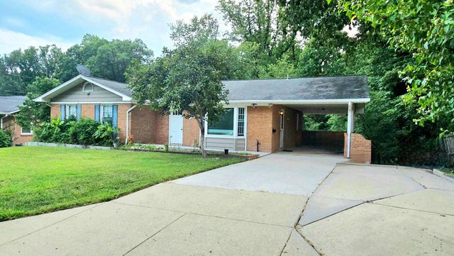 10928 PLEASANT ACRES DR, Hyattsville, MD 20783