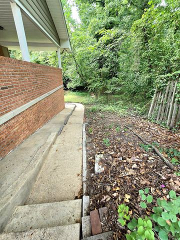 10928 PLEASANT ACRES DR, Hyattsville, MD 20783