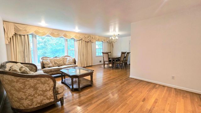 10928 PLEASANT ACRES DR, Hyattsville, MD 20783