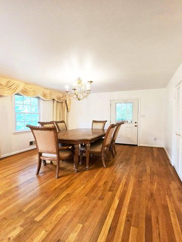 10928 PLEASANT ACRES DR, Hyattsville, MD 20783