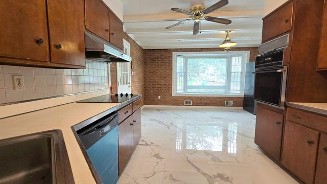10928 PLEASANT ACRES DR, Hyattsville, MD 20783