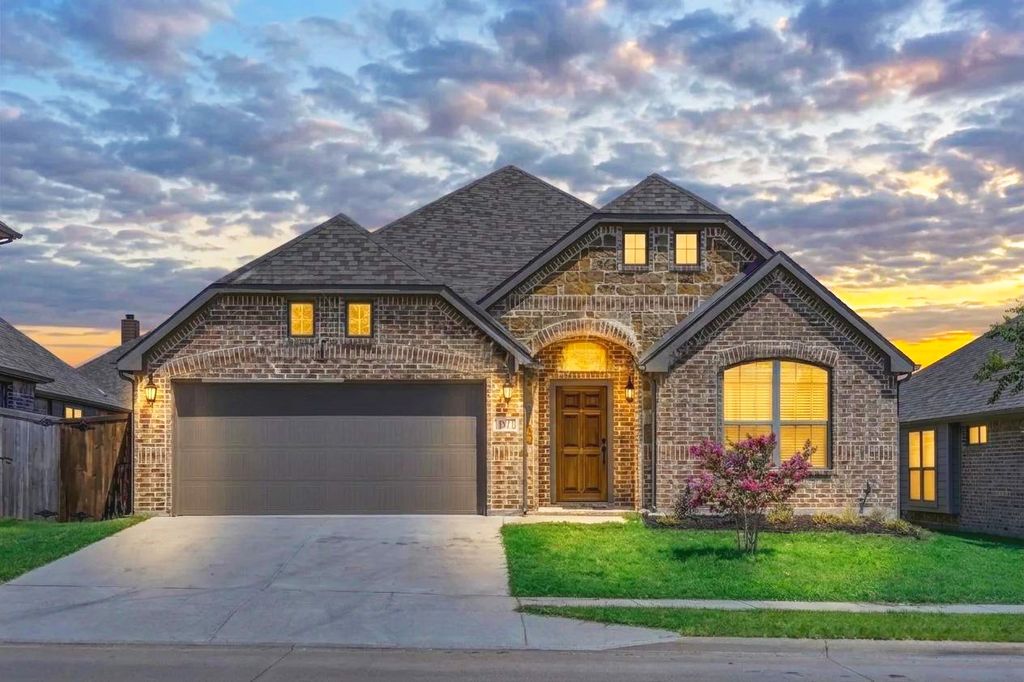 11812 Wax Myrtle Trail, Fort Worth, TX 76108 — exterior