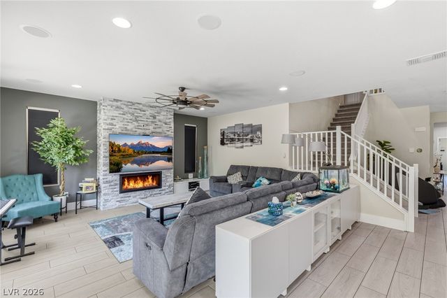 10937 White Alder Place, Las Vegas, NV 89138