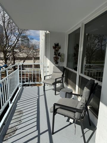 601 E 32nd Street 203, Chicago, IL 60616