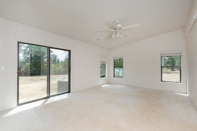 5478 Monument Drive, Grants Pass, OR 97526