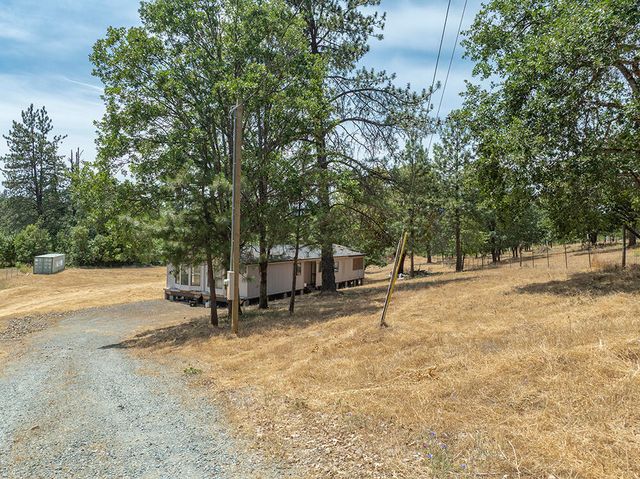 5478 Monument Drive, Grants Pass, OR 97526