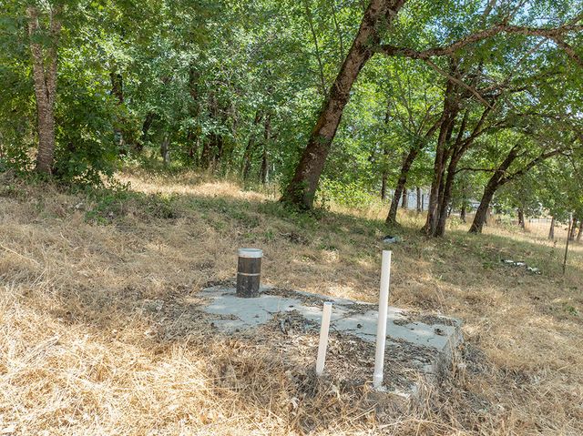 5478 Monument Drive, Grants Pass, OR 97526