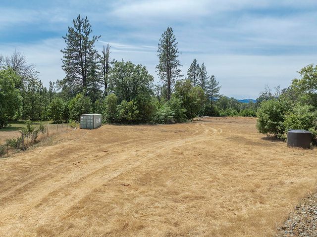 5478 Monument Drive, Grants Pass, OR 97526