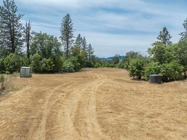 5478 Monument Drive, Grants Pass, OR 97526