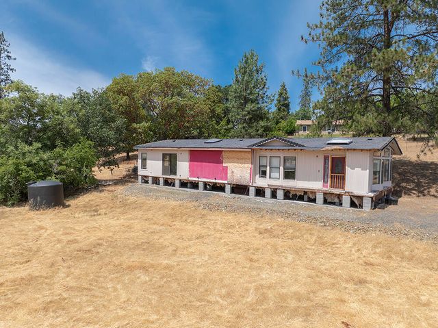 5478 Monument Drive, Grants Pass, OR 97526