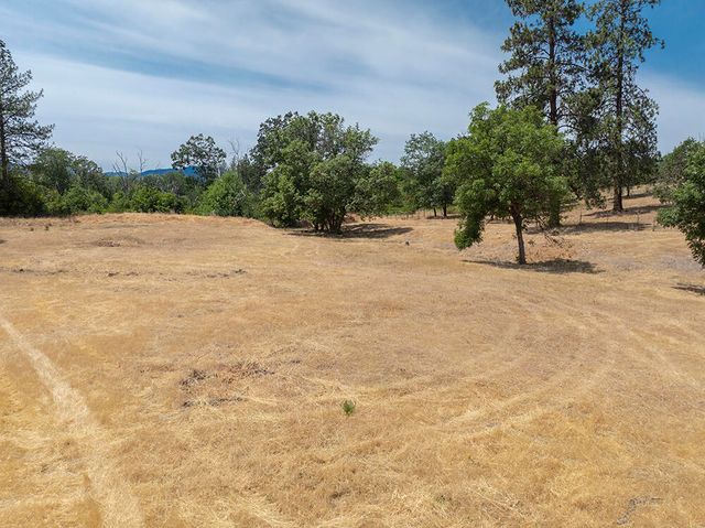 5478 Monument Drive, Grants Pass, OR 97526