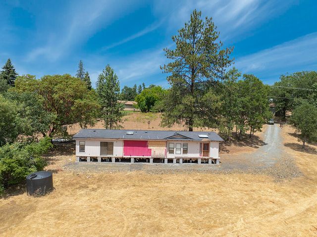5478 Monument Drive, Grants Pass, OR 97526