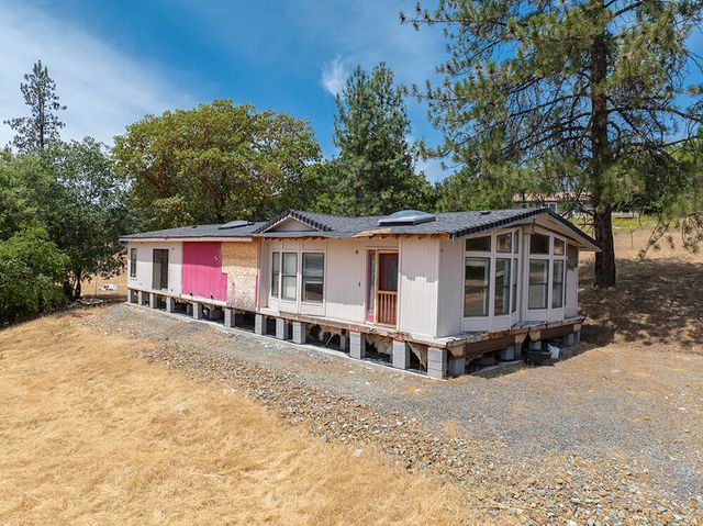 5478 Monument Drive, Grants Pass, OR 97526