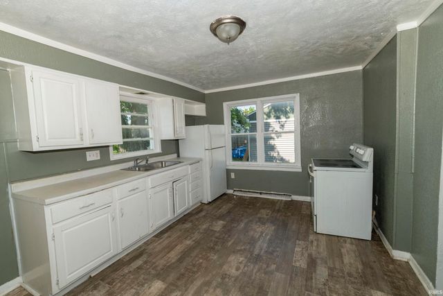 2622 Dunham Street, South Bend, IN 46619