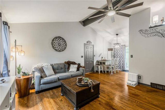 7109 NW 75th Street, Kansas City, MO 64152